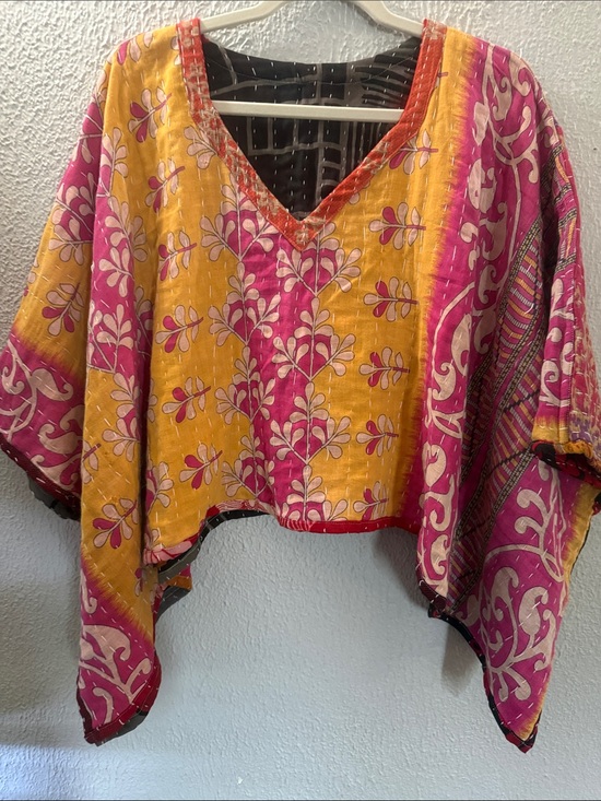 Upcycled Tops - Upcycled Kantha Boho V-Neck Floral Patchwork cropped Tunic - Pink & Yellow